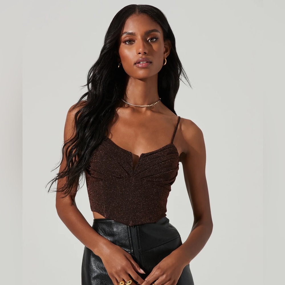 ASTR THE LABEL SURI METALLIC CORSET CROP TOP